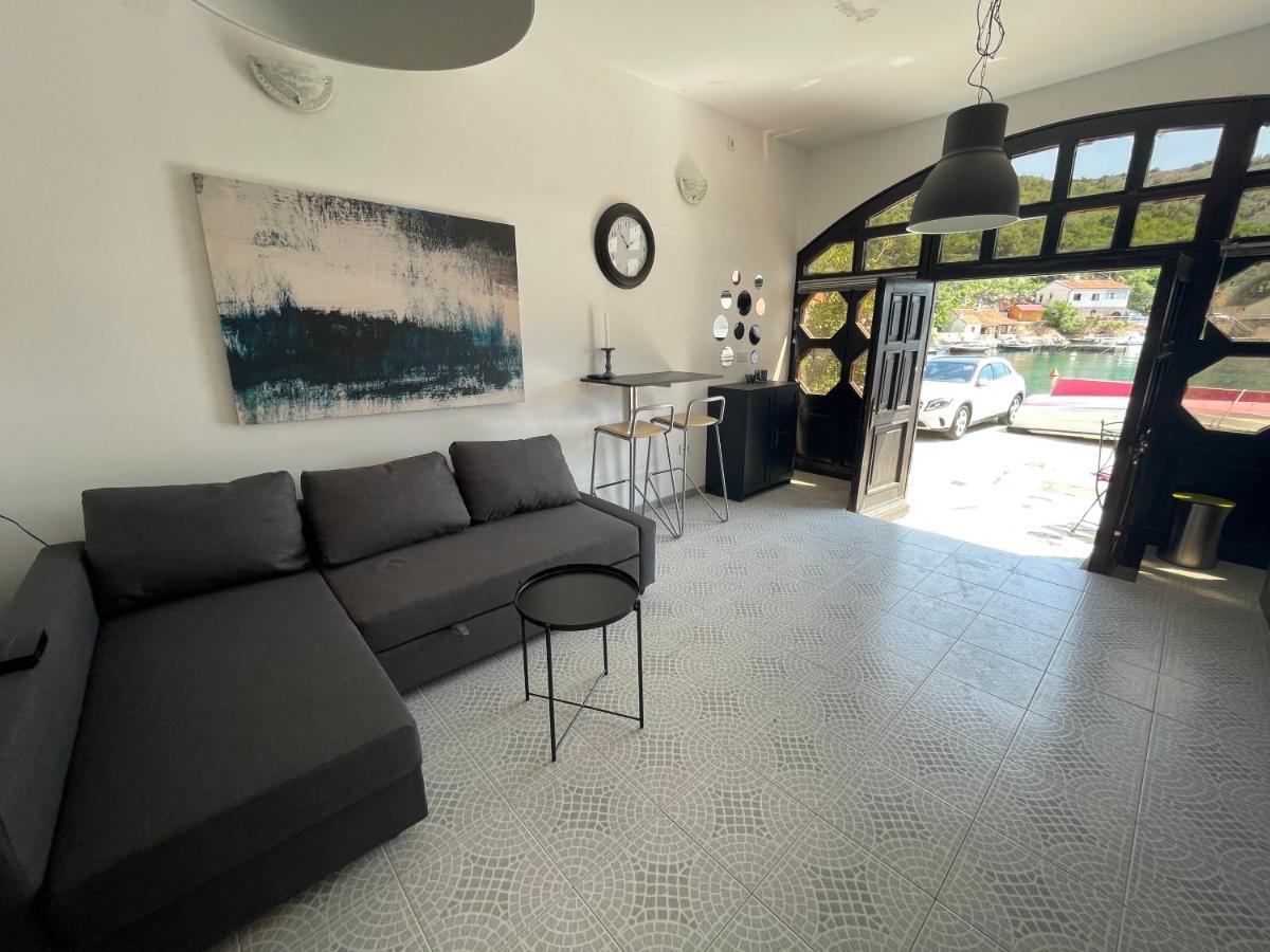 Apartmani Pulic Senj  Extérieur photo