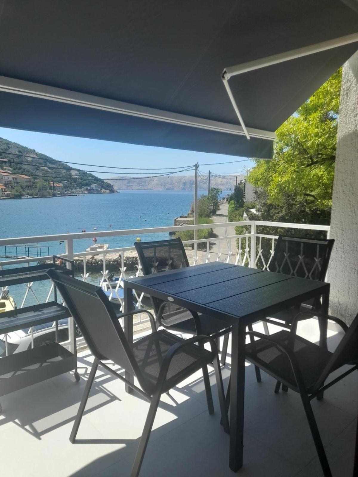 Apartmani Pulic Senj  Extérieur photo