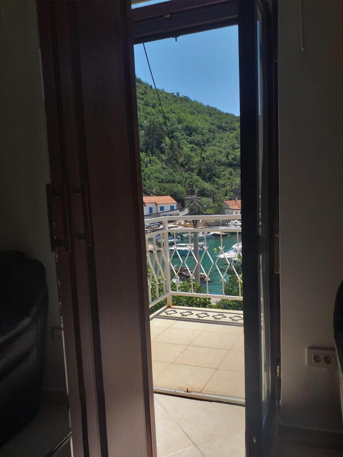 Apartmani Pulic Senj  Extérieur photo